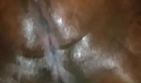 큰 자연 여성이 매우 아름다운르 보물