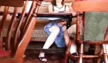 제 포르노 아름답고 섬세한 5 장에 젊은 사람들...