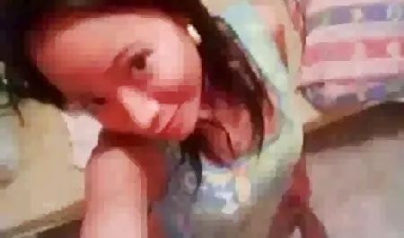 Megan 비 sucking dick 포르노 화려한 여자