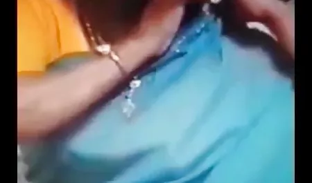 얼마나 당황과 성을 있는 krasivaya devushka seks 그녀가 좋아하는 남자와 Rize